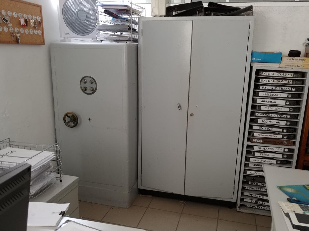 Equipamento de Escritório — imagen 1