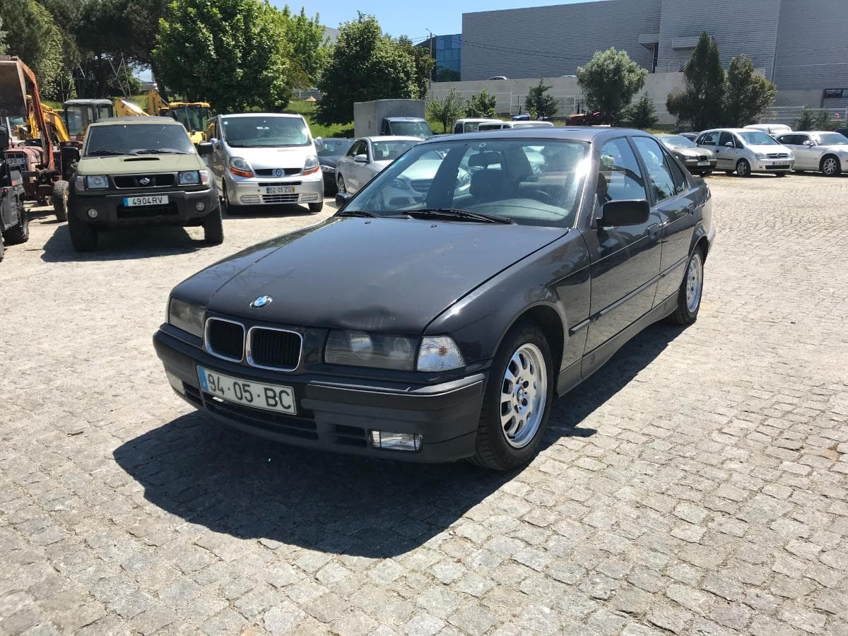 BMW 316 I · Ano 1992 — imagen 3