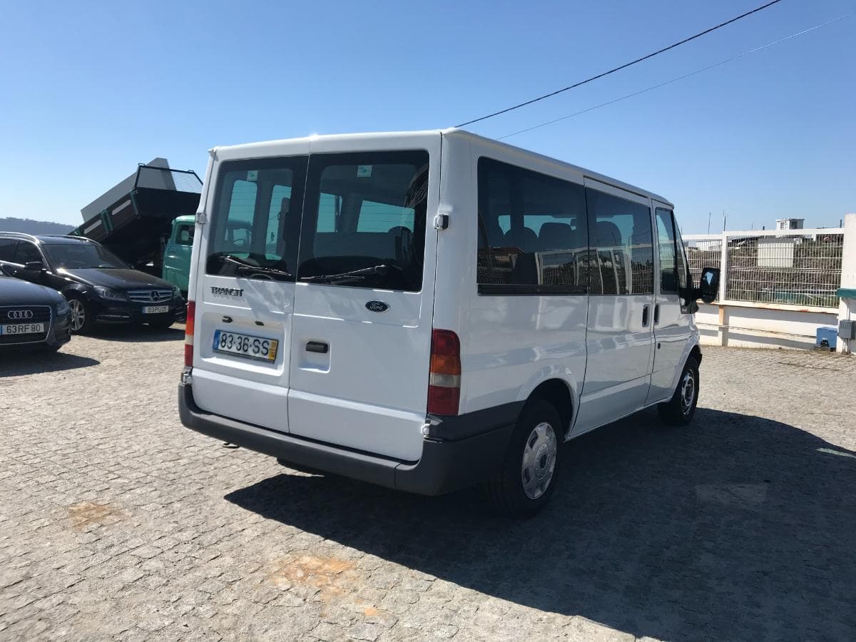 Ford Transit 2.0 DI · Ano 2001 — imagen 4