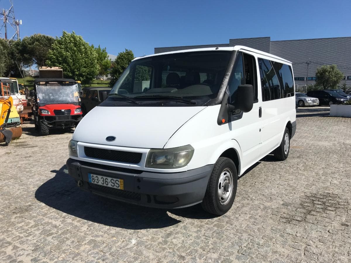 Ford Transit 2.0 DI · Ano 2001 — imagen 3