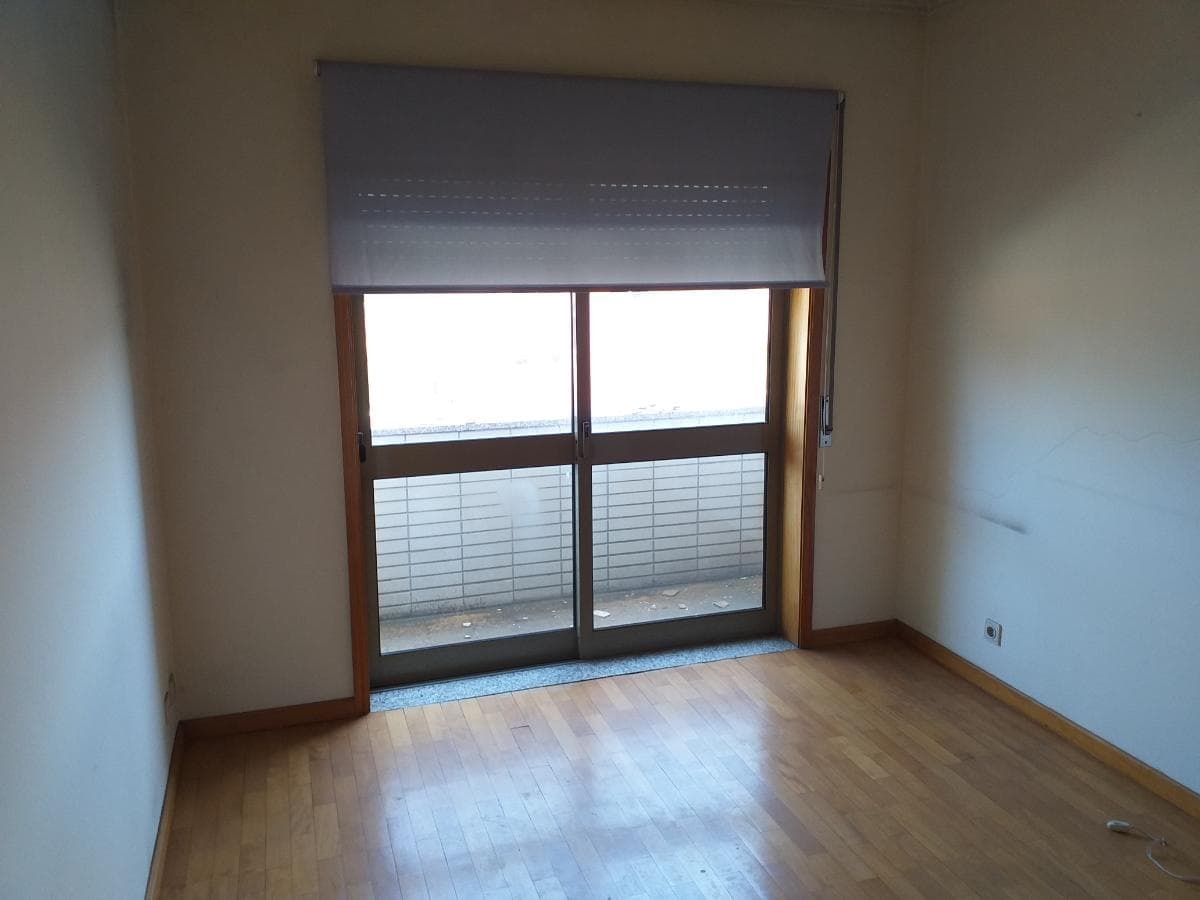 Apartamento T2 + Garagem · São João da Madeira — imagem 8