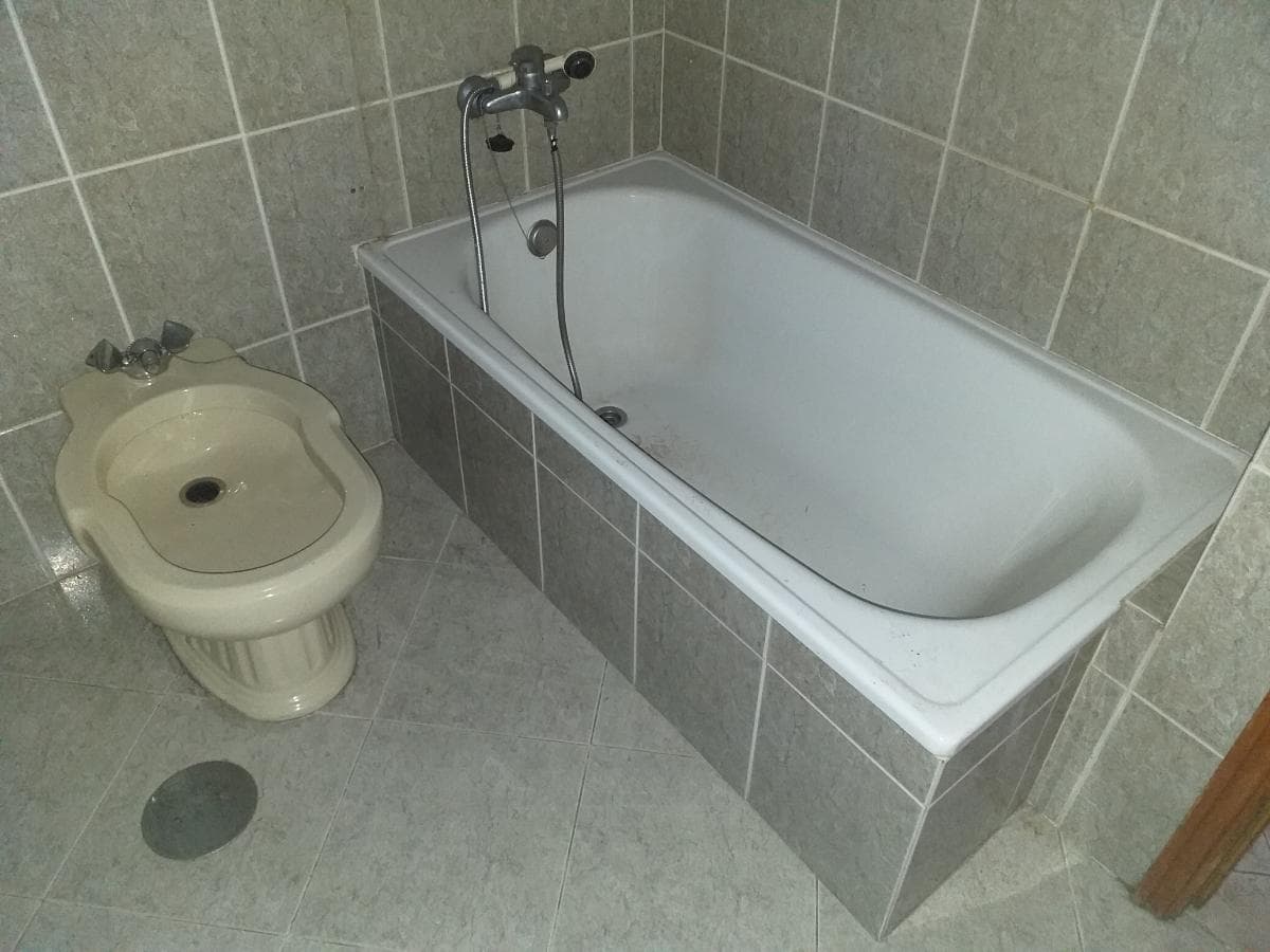 Apartamento T2 + Garagem · São João da Madeira — imagem 10