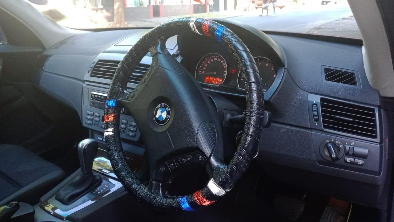 BMW X3 · — imagem 17