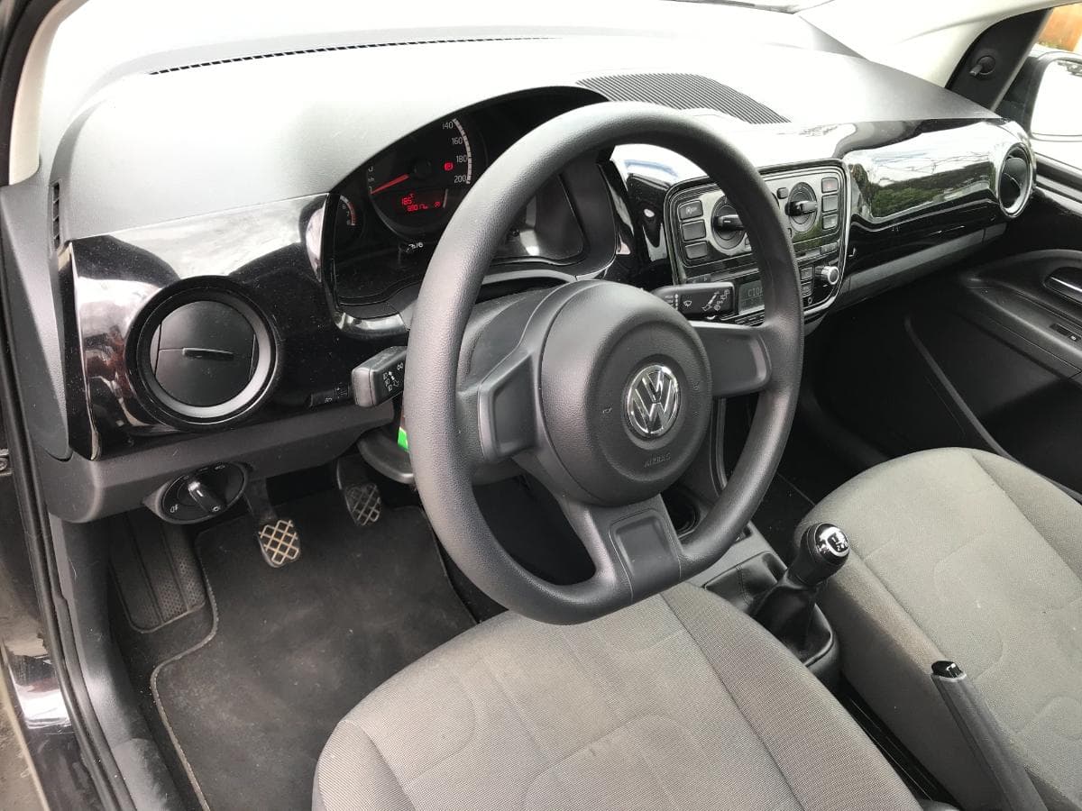 Volkswagen UP 1.0 · Ano 2015 — imagem 16
