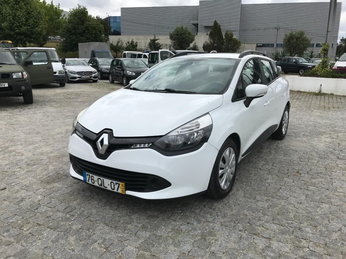 Renault Clio 1.5 DCI · Ano 2015 — imagen 3