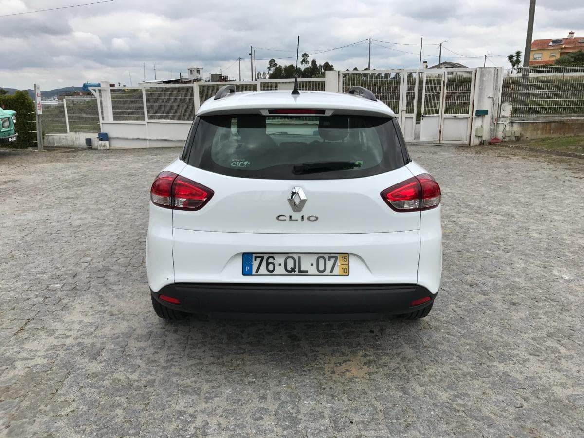Renault Clio 1.5 DCI · Ano 2015 — imagen 5
