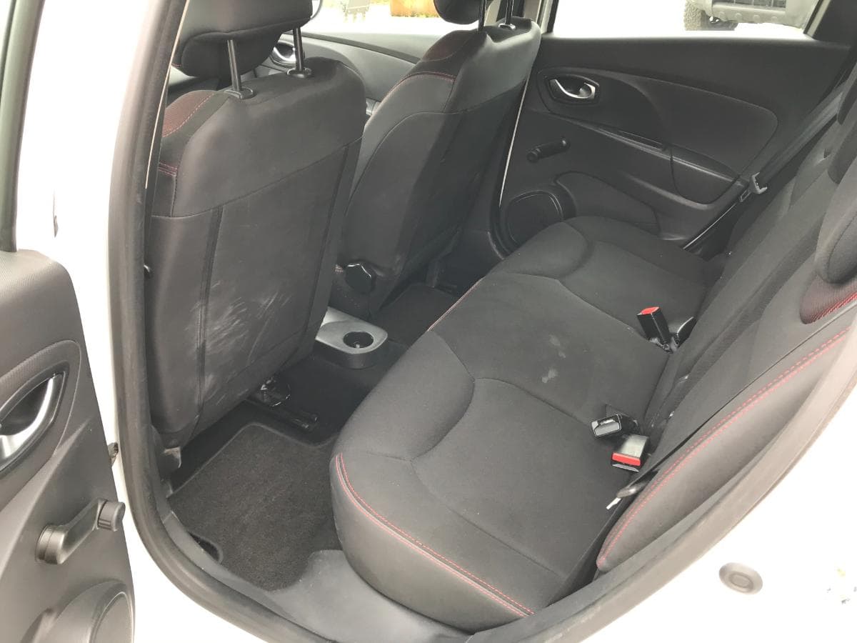 Renault Clio 1.5 DCI · Ano 2015 — imagen 13