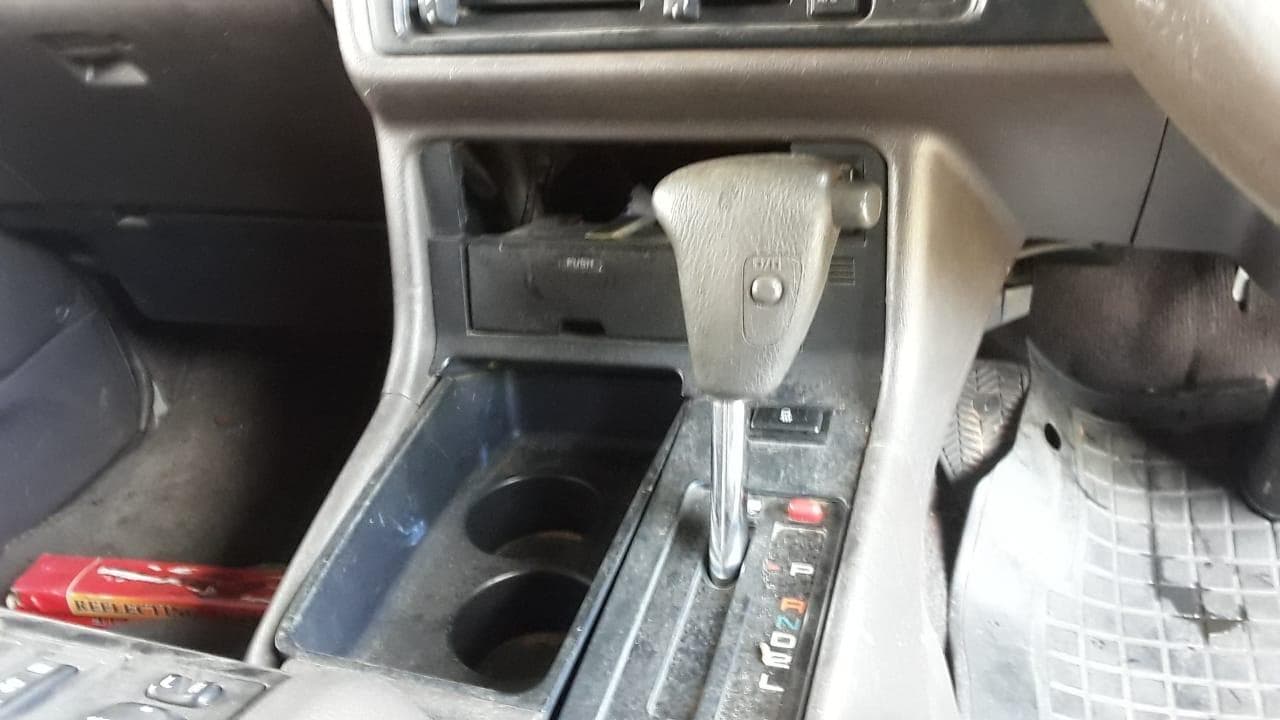 Toyota Hiace · — image 9