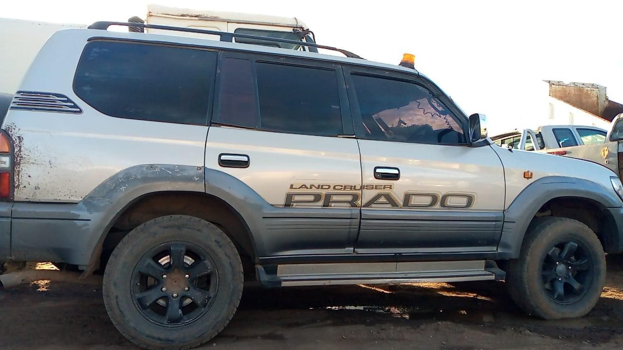 Toyota Prado ·