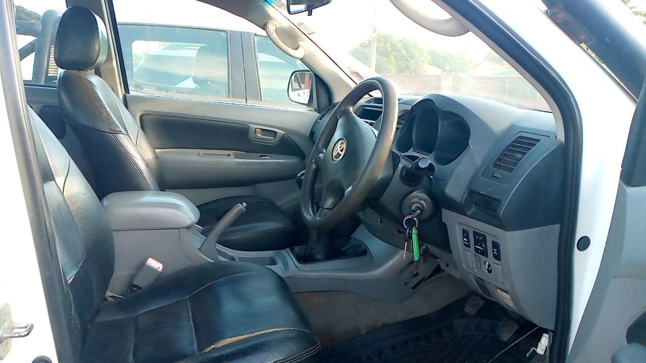 Toyota Hilux · — imagem 3