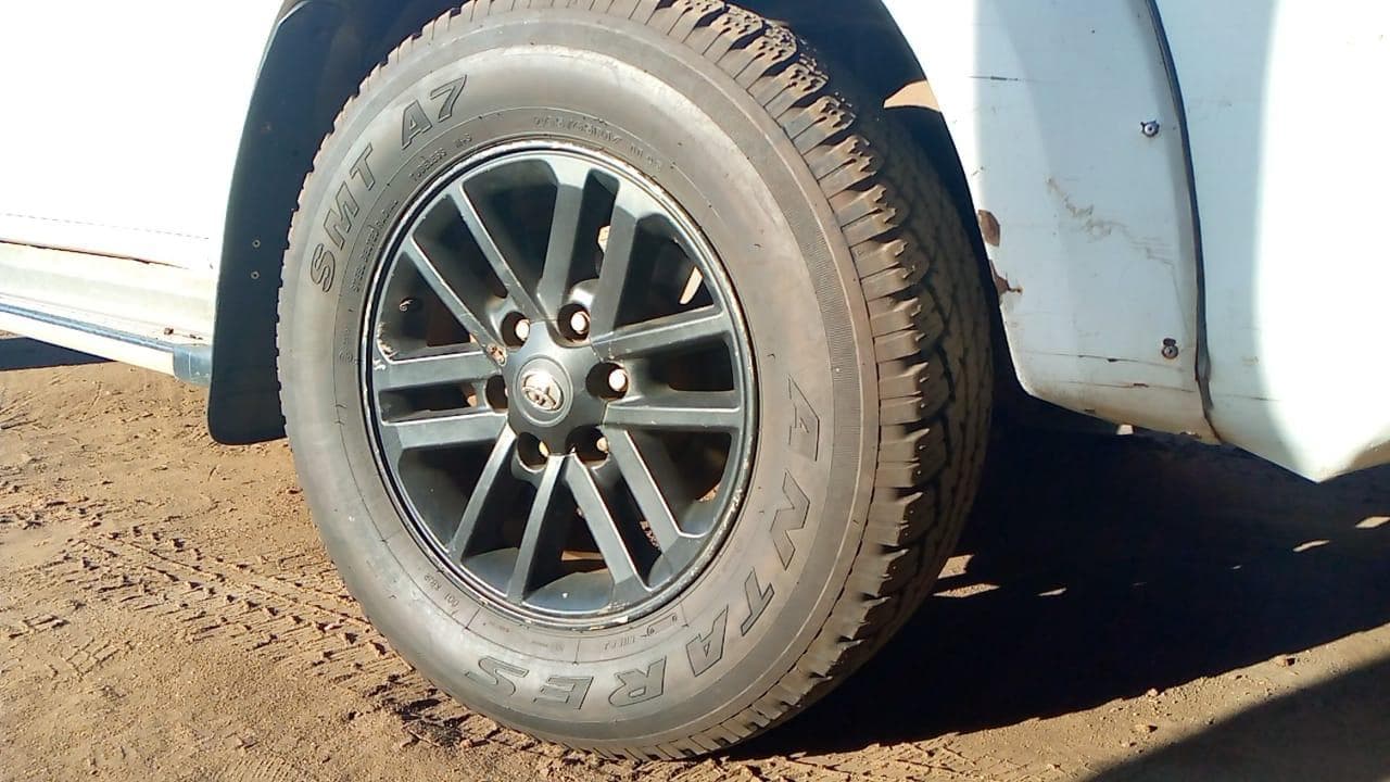 Toyota Hilux · — imagem 6
