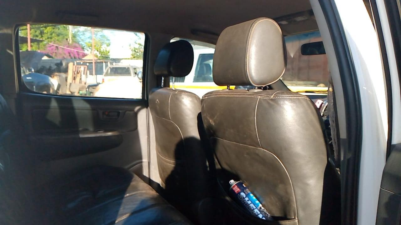 Toyota Hilux · — imagem 12