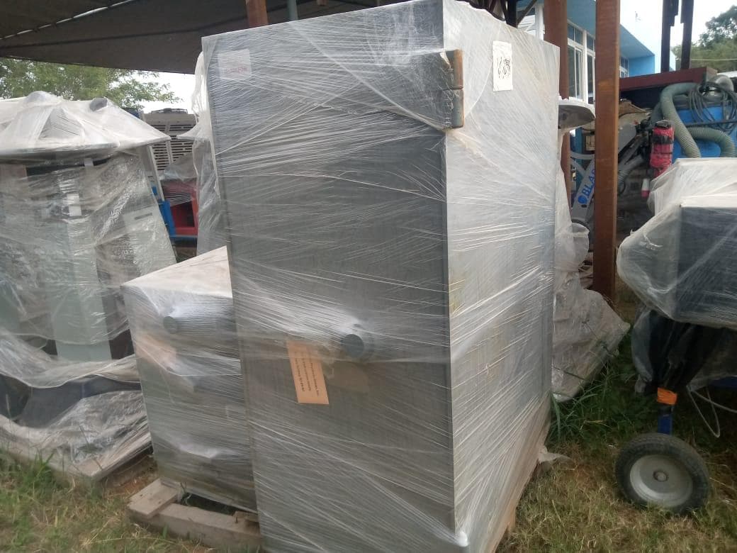 Caja fuerte 1040 LBS · — imagen 2
