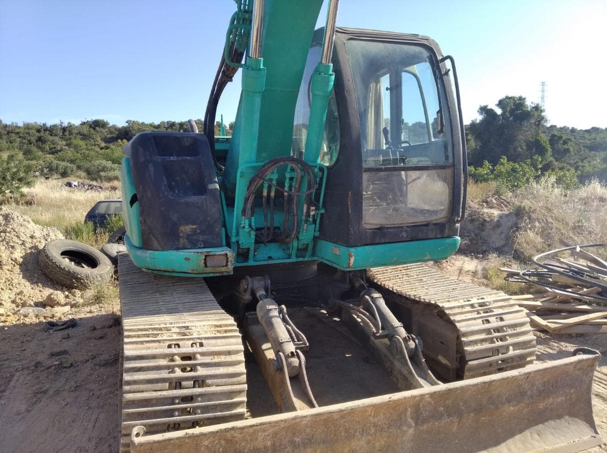 Giratória Kobelco 14 Ton — image 2