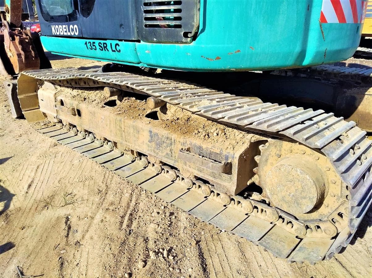 Giratória Kobelco 14 Ton — image 6
