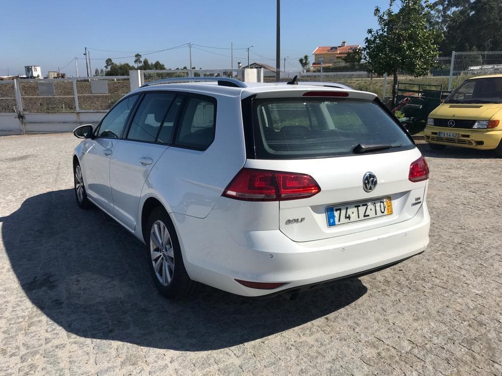 Volkswagen Golf 1.6 TDI · Ano 2014 — imagem 4