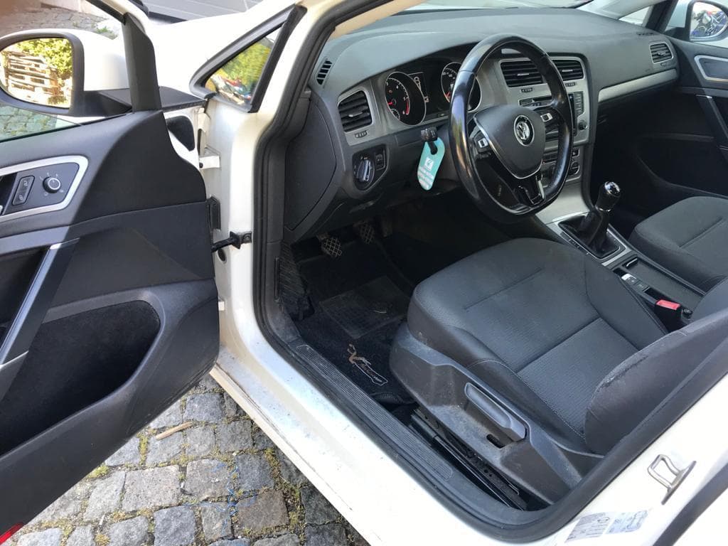 Volkswagen Golf 1.6 TDI · Ano 2014 — imagem 15