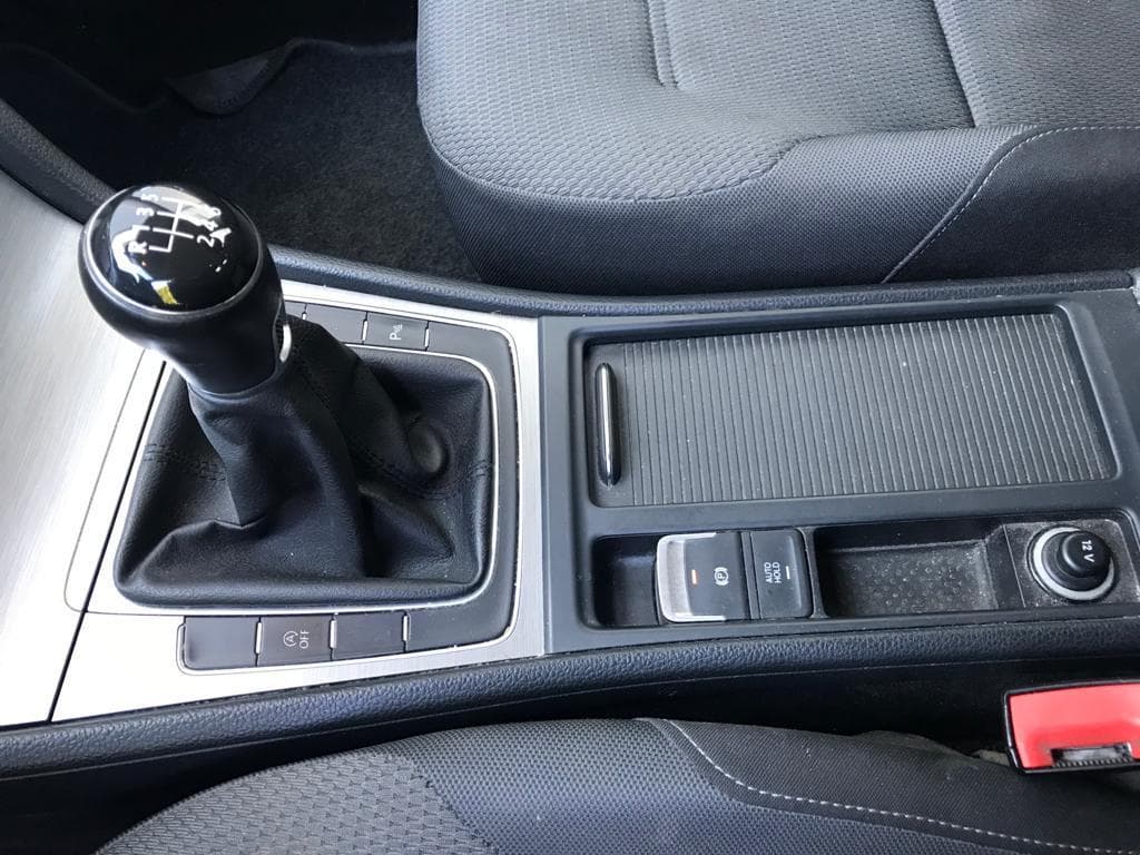 Volkswagen Golf 1.6 TDI · Ano 2014 — imagem 18