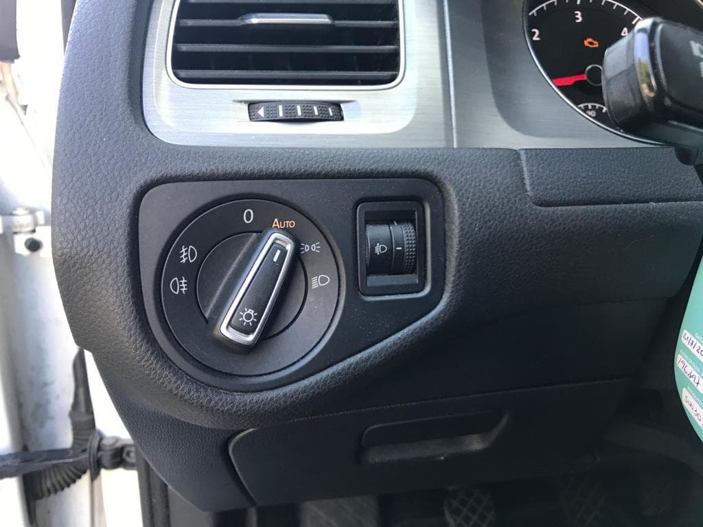 Volkswagen Golf 1.6 TDI · Ano 2014 — imagem 23