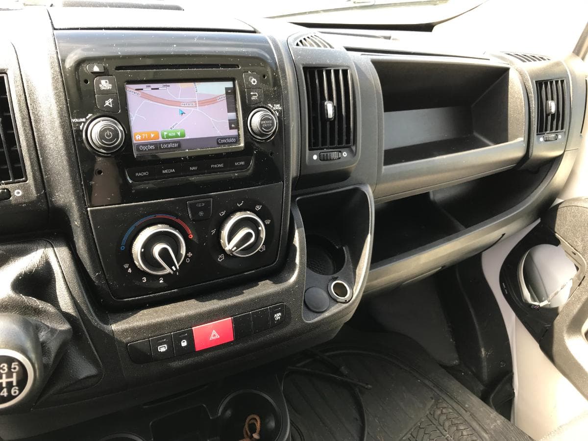 Peugeot Boxer 2.0 HDI · Ano 2019 — image 20