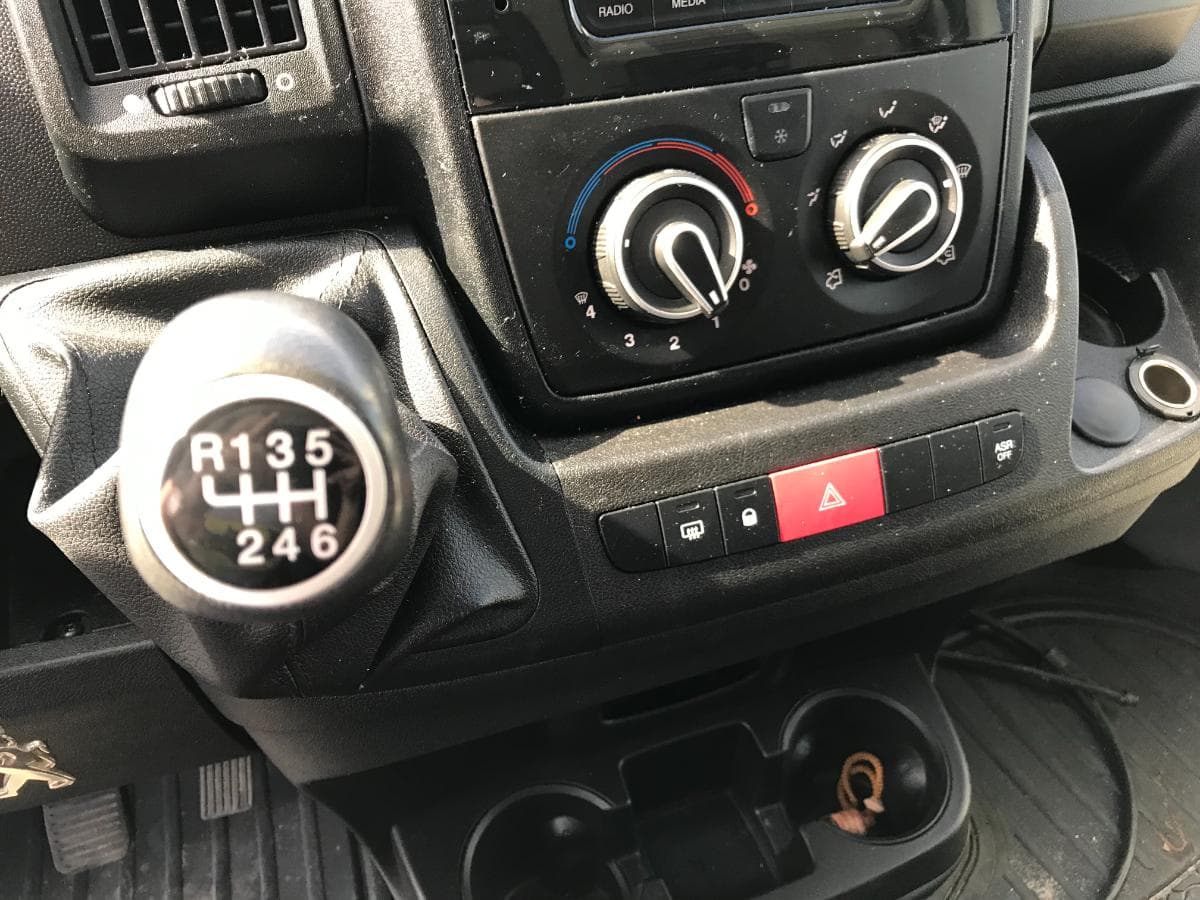 Peugeot Boxer 2.0 HDI · Ano 2019 — image 22