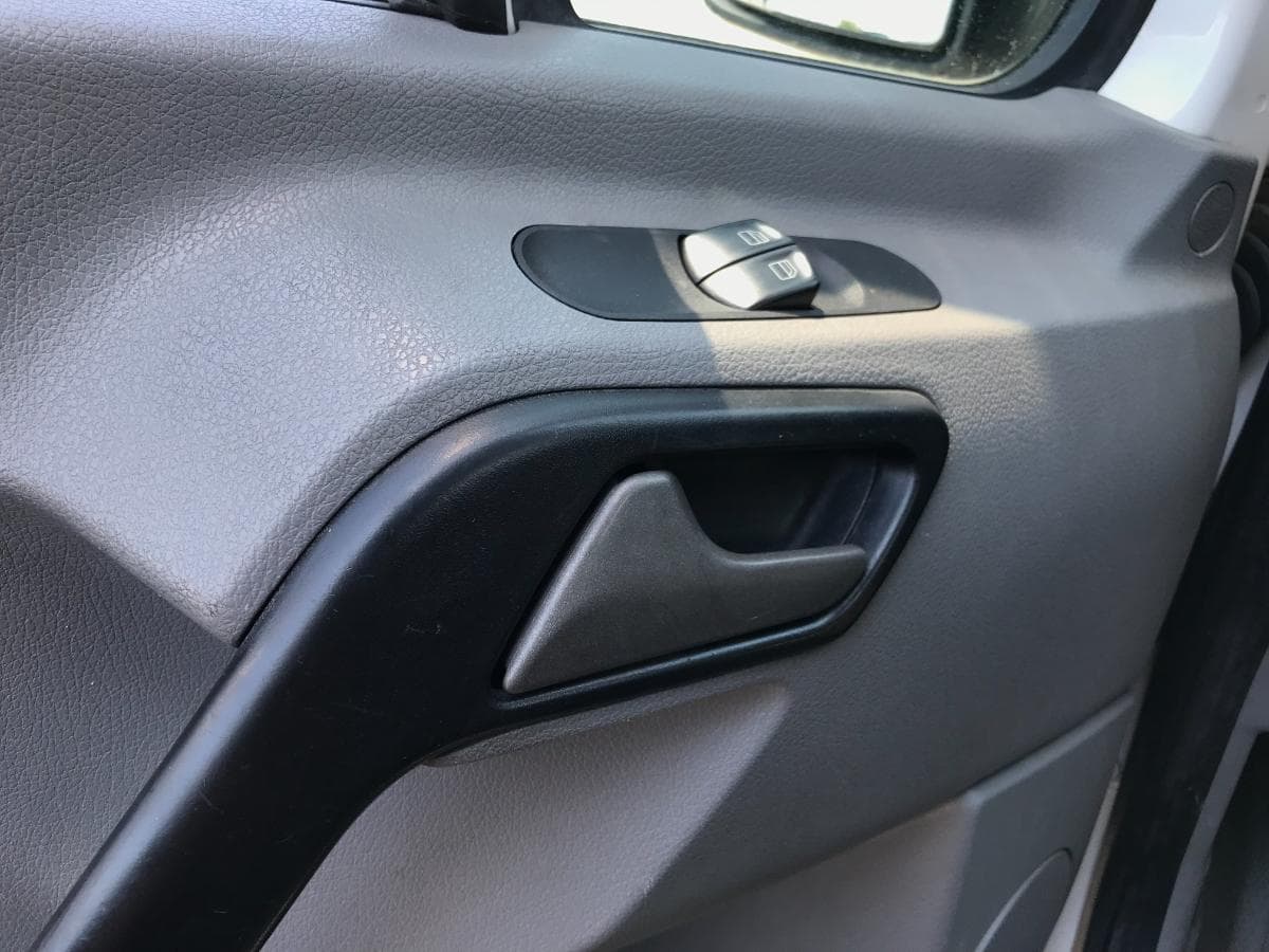 Volkswagen Crafter 2.0 TDI · Ano 2015 — imagem 15