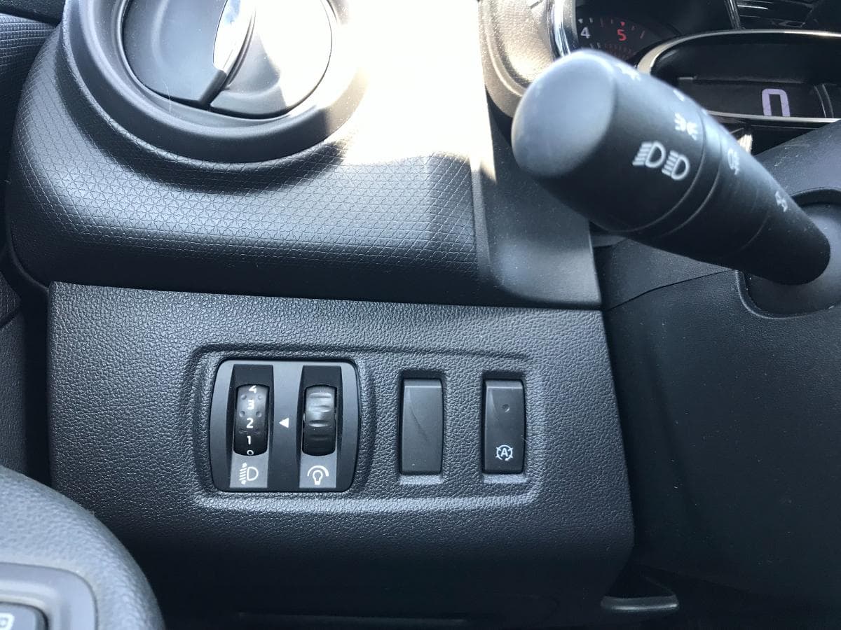 Renault Clio 1.5 DCI · 2 Lugares · Ano 2018 — imagem 24