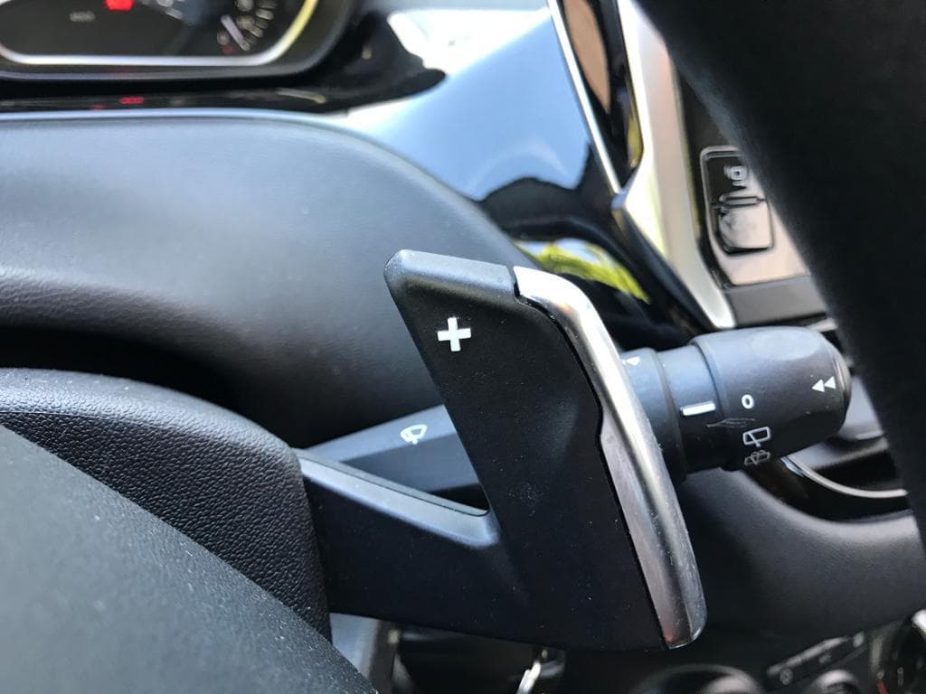 Peugeot 208 · Ano 2013 — imagem 20