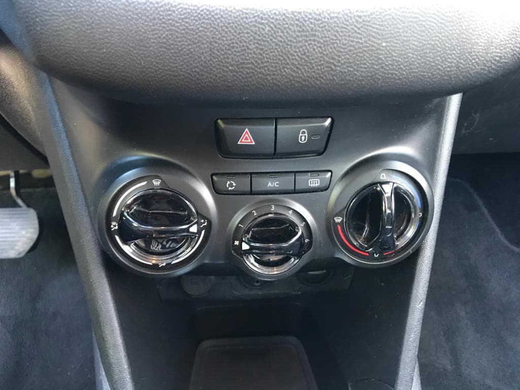 Peugeot 208 · Ano 2013 — imagem 23