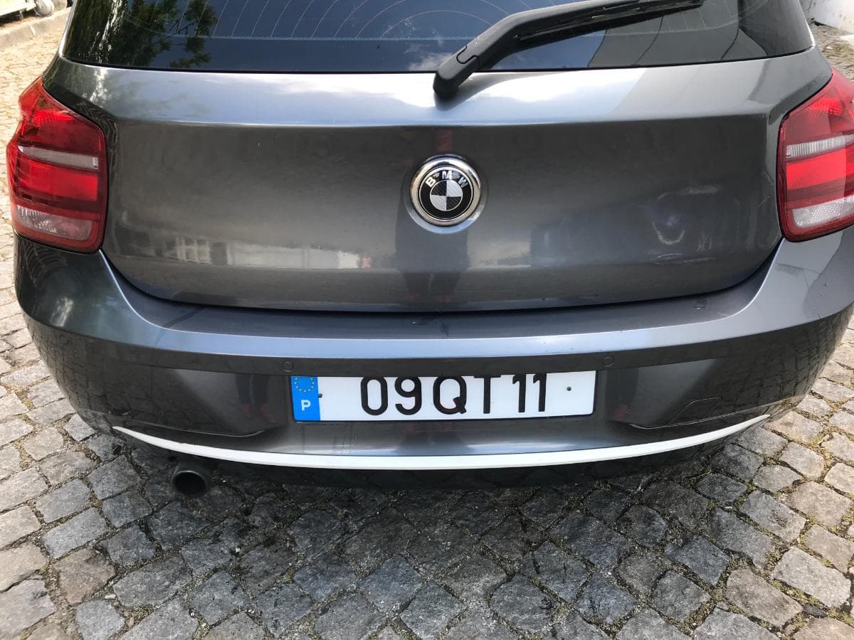 BMW 118D · Ano 2011 — imagem 10