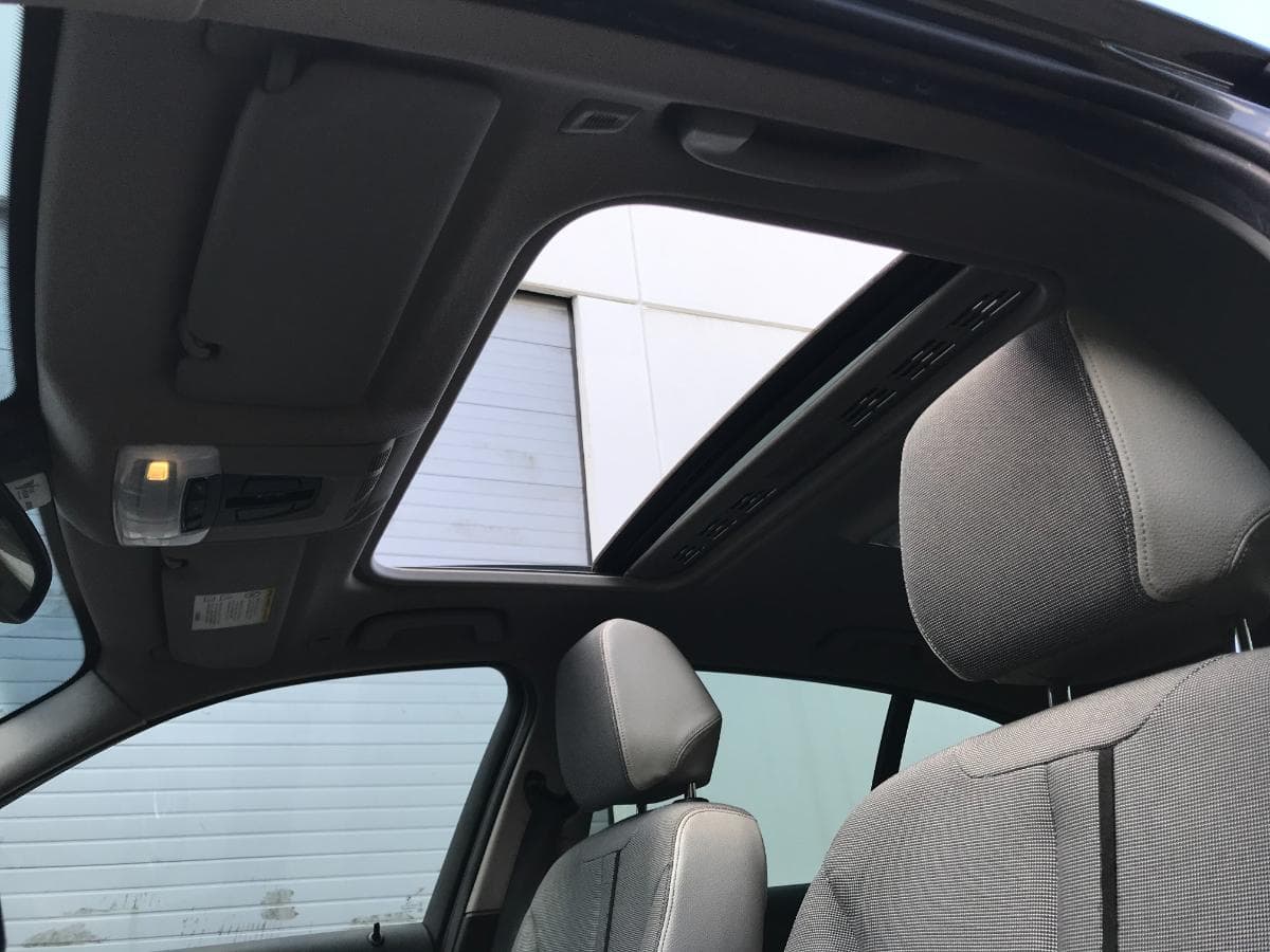 BMW 118D · Ano 2011 — imagem 27