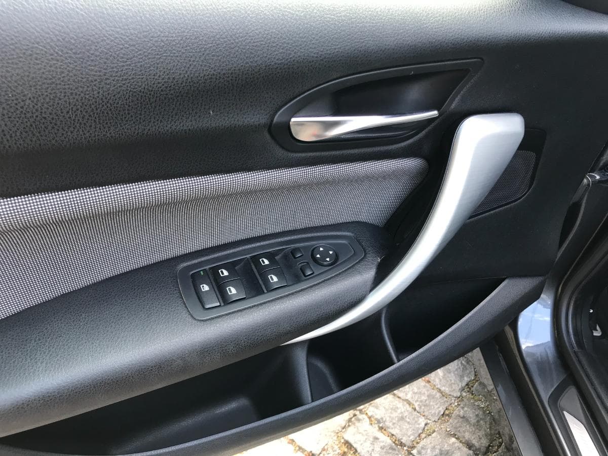 BMW 118D · Ano 2011 — imagem 30