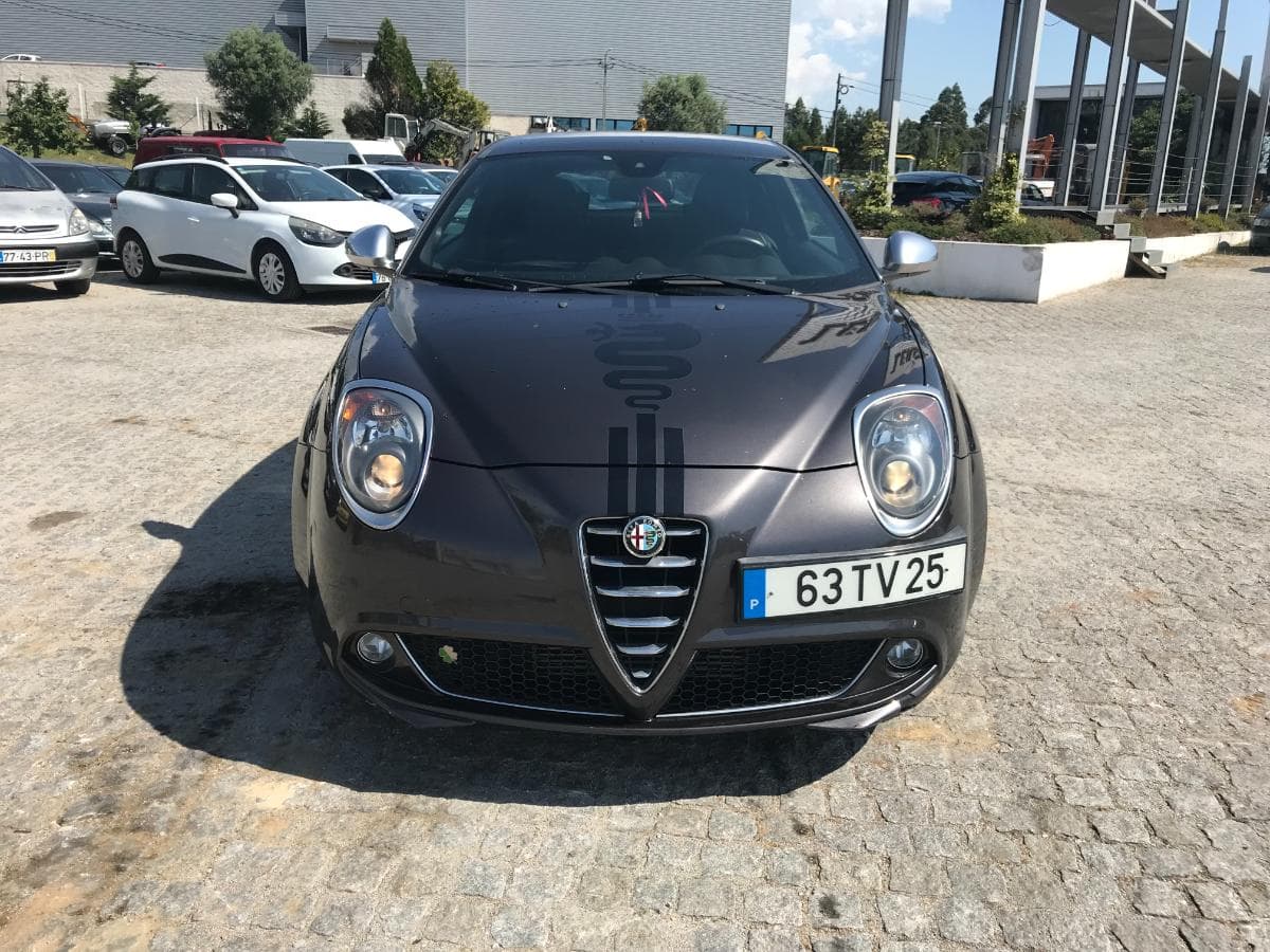 Alfa-Romeo Mito 1.3 Multijet · Ano 2014 — imagem 2