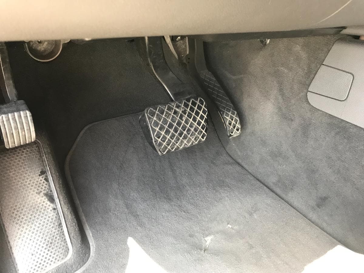Volkswagen Touareg 2.5 TDI · Ano 2005 03-EO-26 — image 23