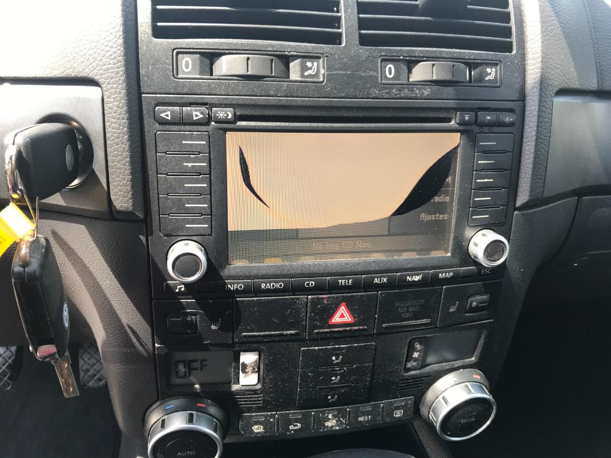 Volkswagen Touareg 2.5 TDI · Ano 2005 03-EO-26 — image 27
