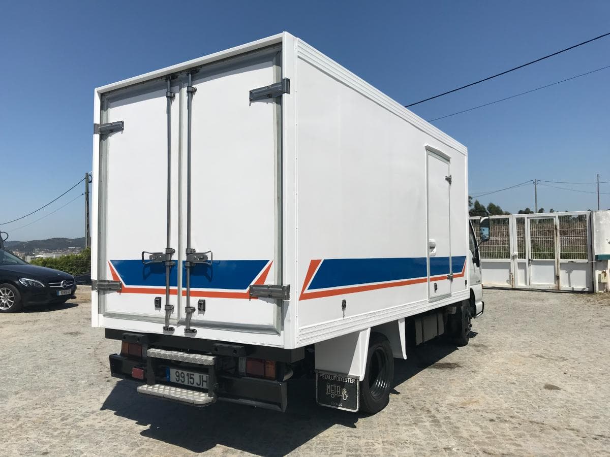 Isuzu NKR 3.1D Com Caixa de Frio · Ano 1997 — imagem 4