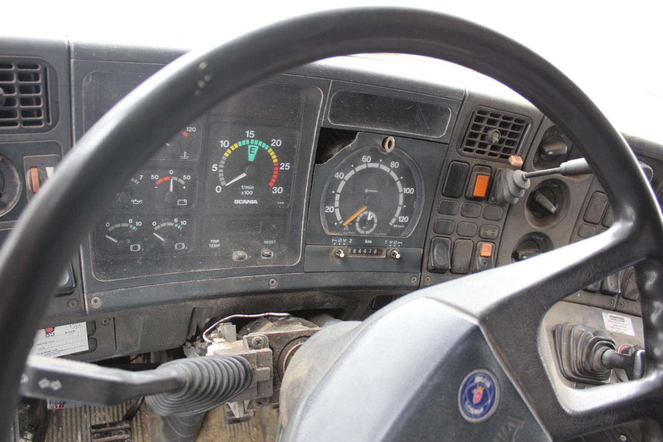 Scania RM 4x2 (113) — imagem 9