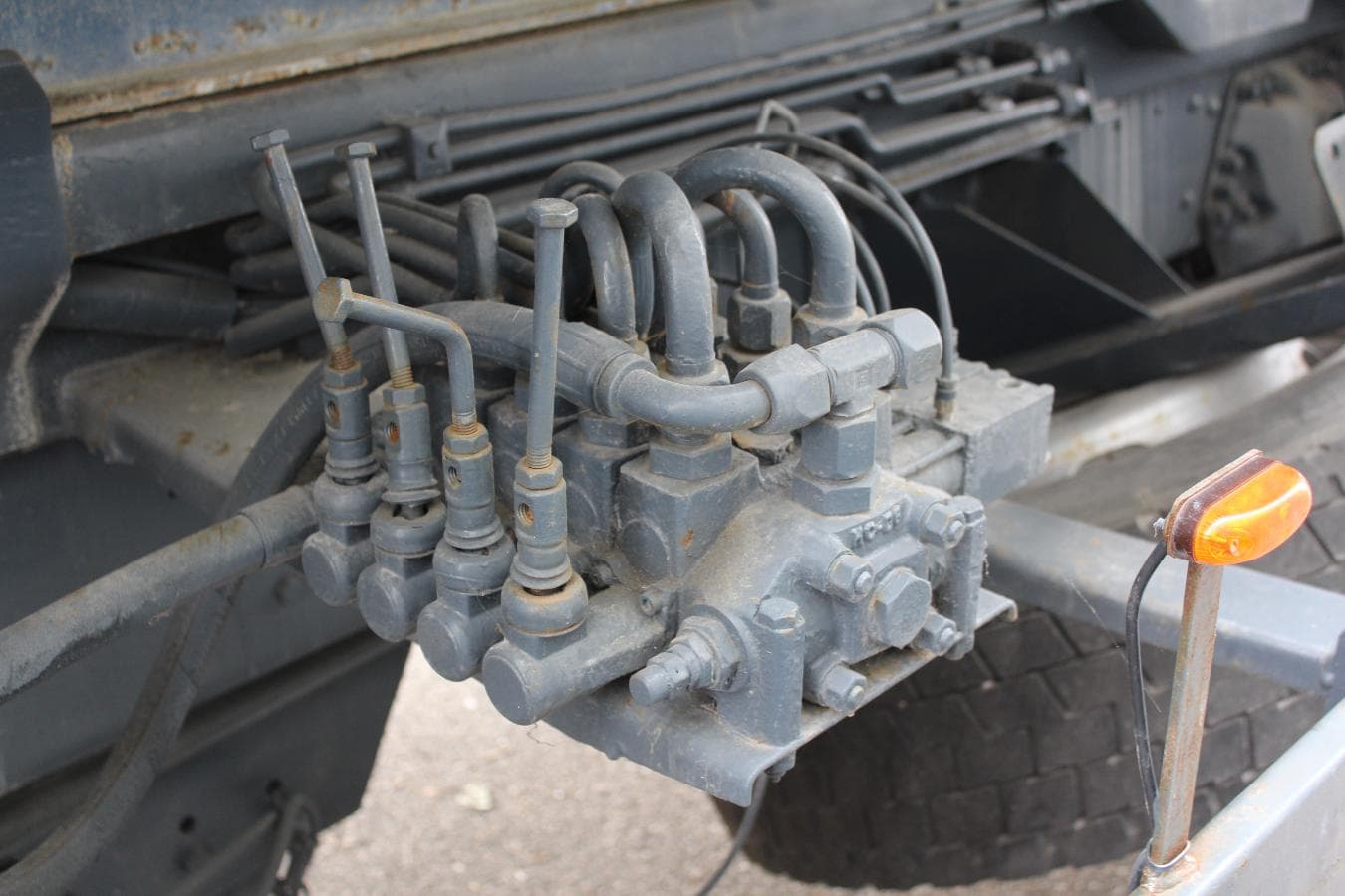 Scania RM 4x2 (113) — imagem 10
