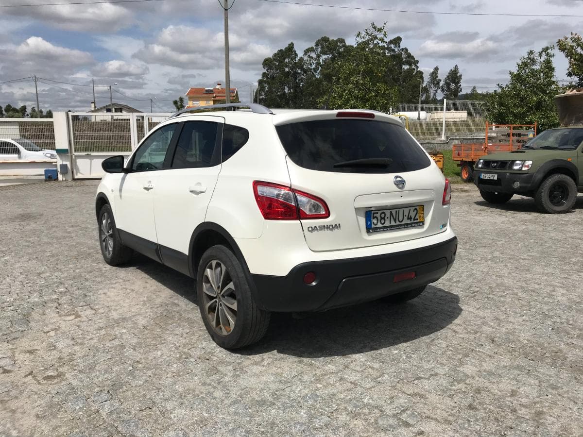 Nissan Qashqai 1.6 DCI · Ano 2013 — imagem 6