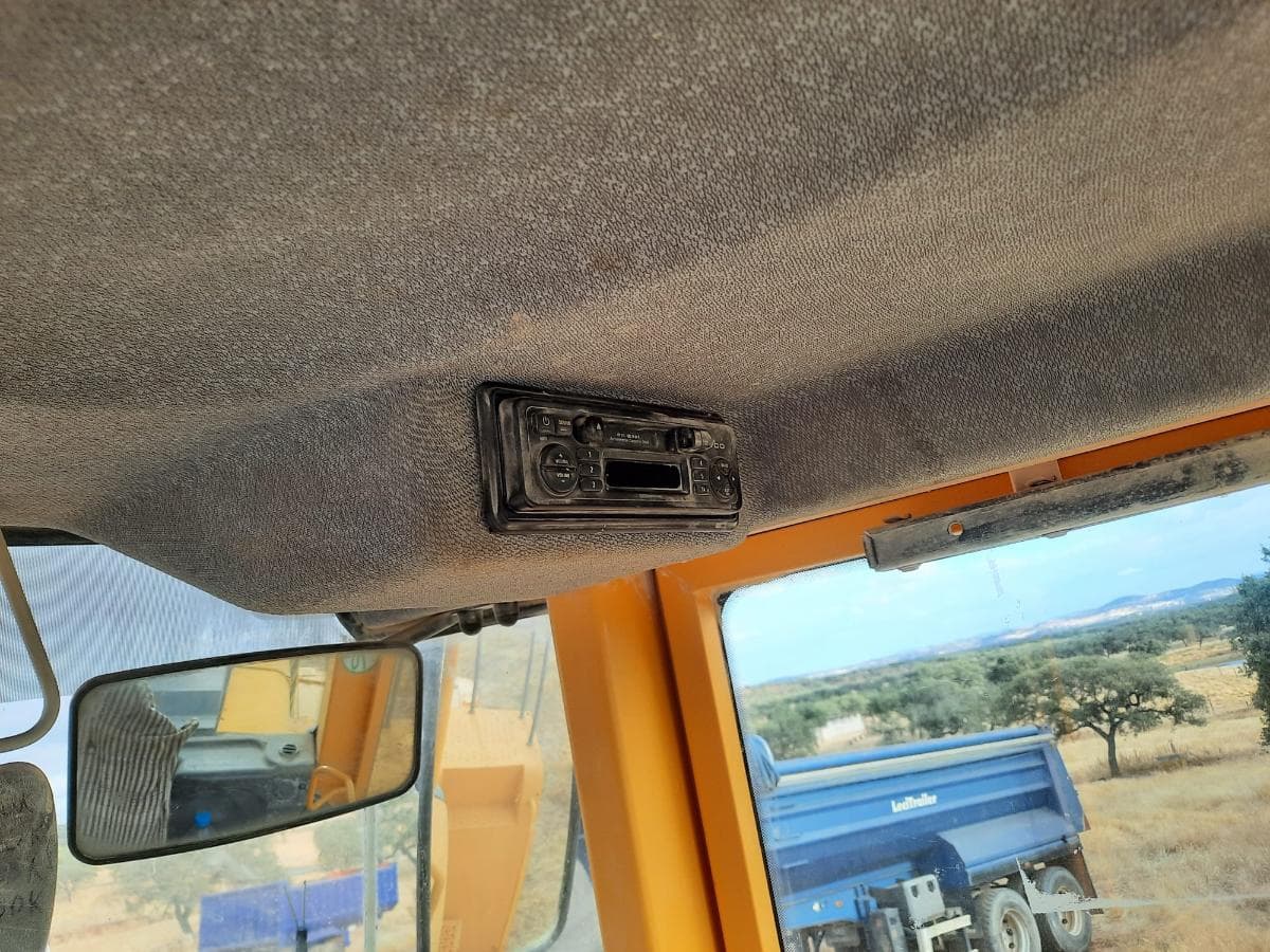 ESPANHA · Pala Volvo L180E — imagem 10