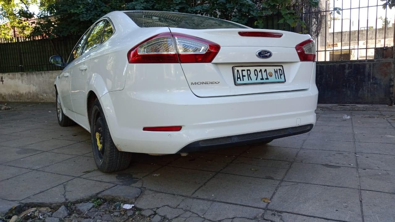 Ford Mondeo · — imagem 16