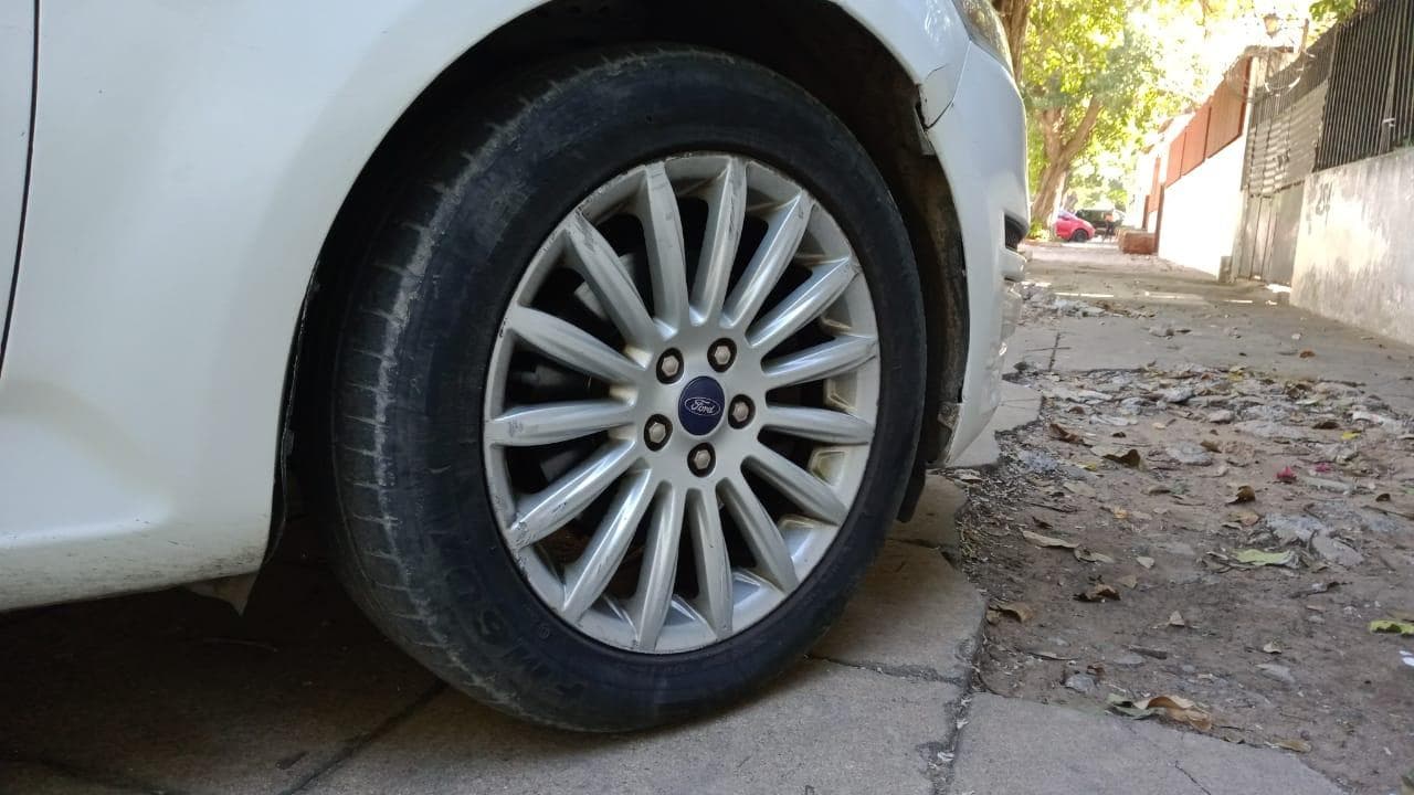 Ford Mondeo · — imagem 19