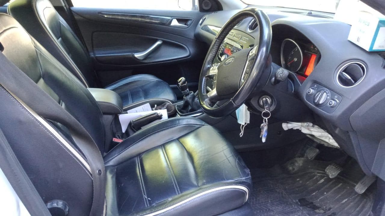 Ford Mondeo · — imagem 23