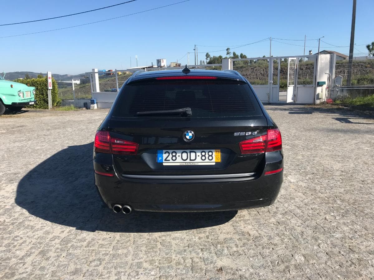 BMW 525D Touring · Ano 2013 — imagem 5