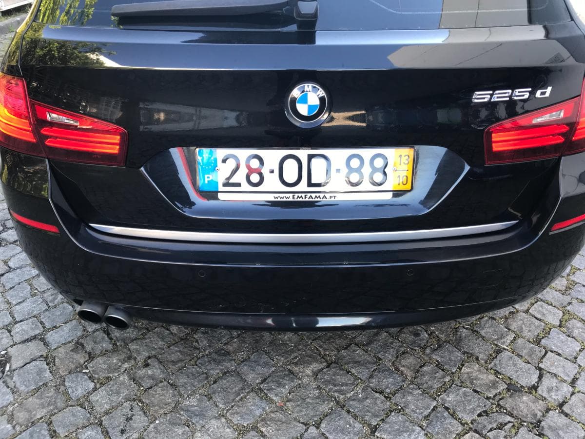 BMW 525D Touring · Ano 2013 — imagem 12