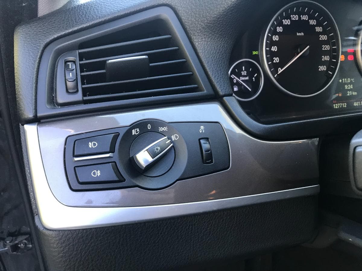 BMW 525D Touring · Ano 2013 — imagem 20