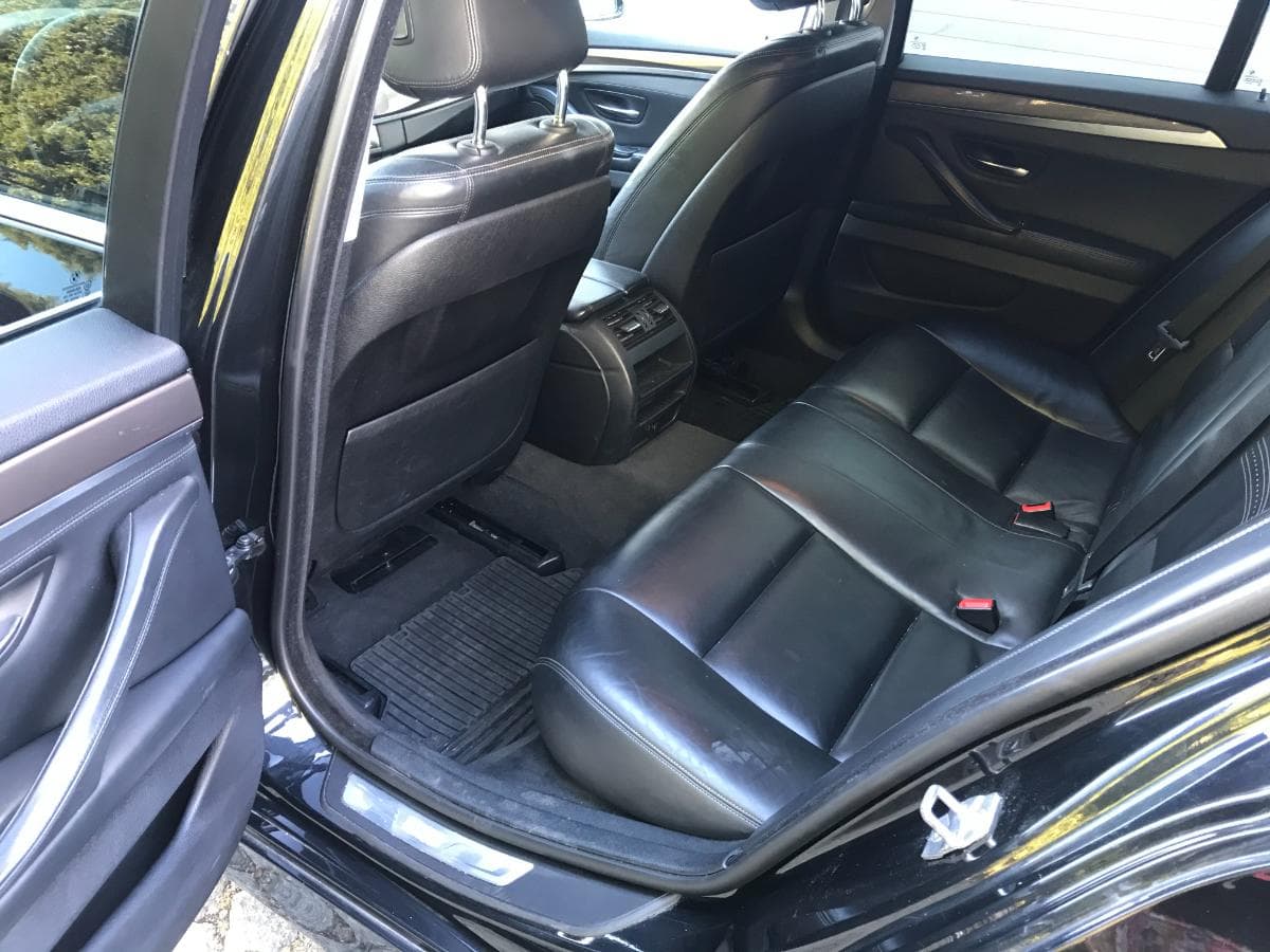 BMW 525D Touring · Ano 2013 — imagem 23