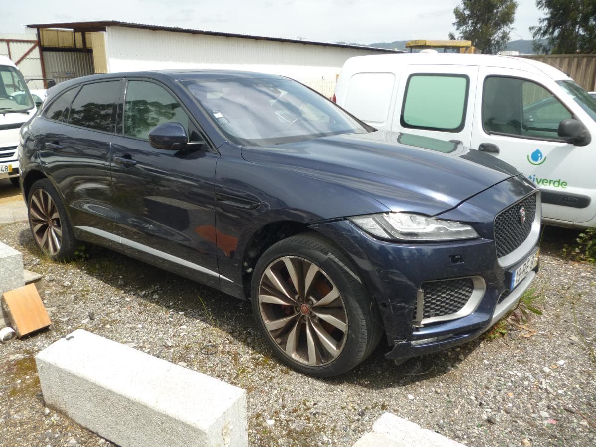 JAGUAR F-PACE — imagem 6
