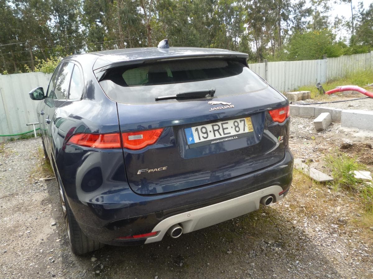 JAGUAR F-PACE — imagem 4