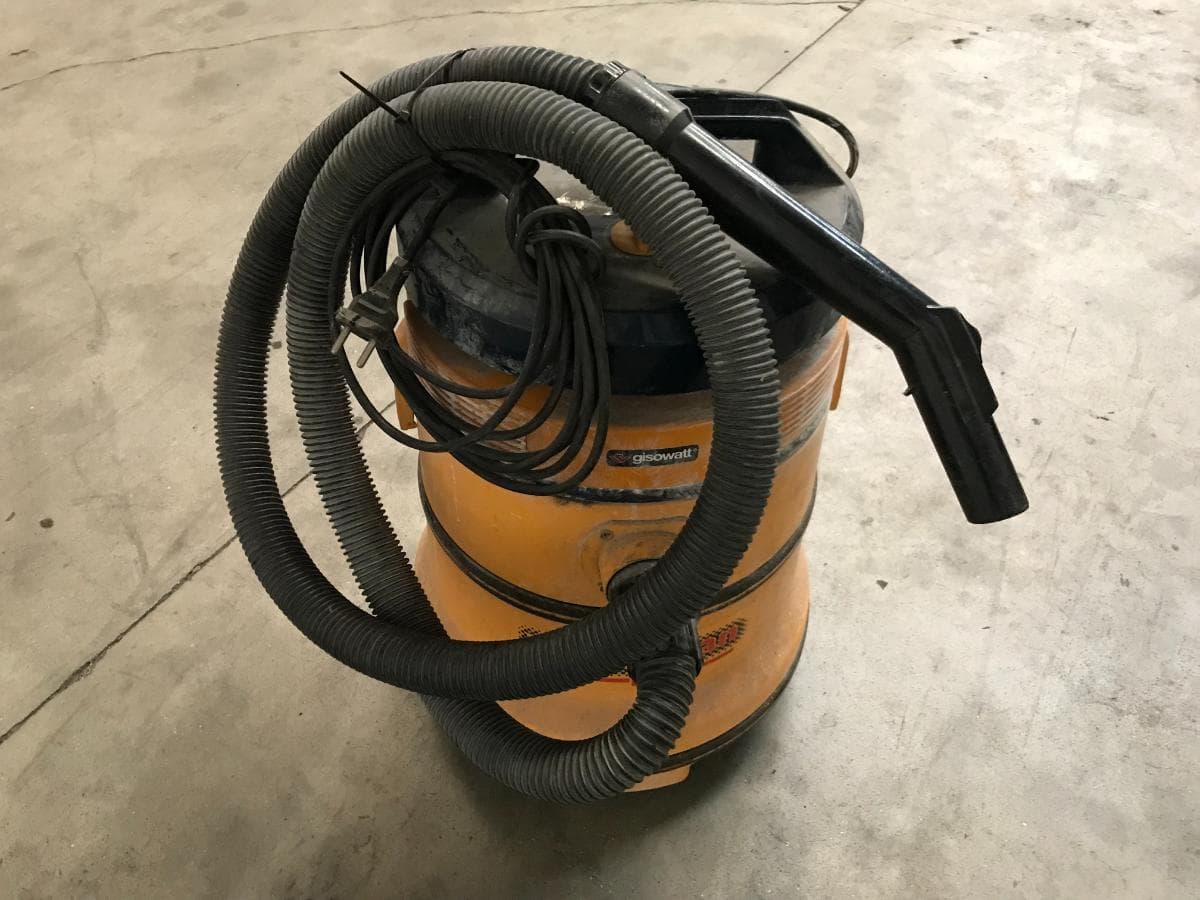 Vacuum Cleaner — image 3